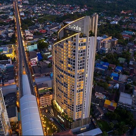 Oakwood Suites Tiwanon Bangkok 논타부리 외부 사진