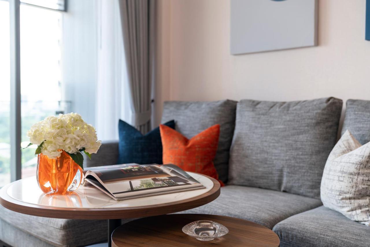 Oakwood Suites Tiwanon Bangkok 논타부리 외부 사진