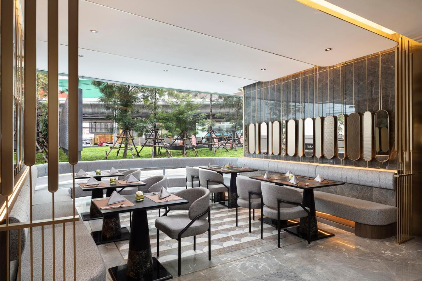 Oakwood Suites Tiwanon Bangkok 논타부리 외부 사진