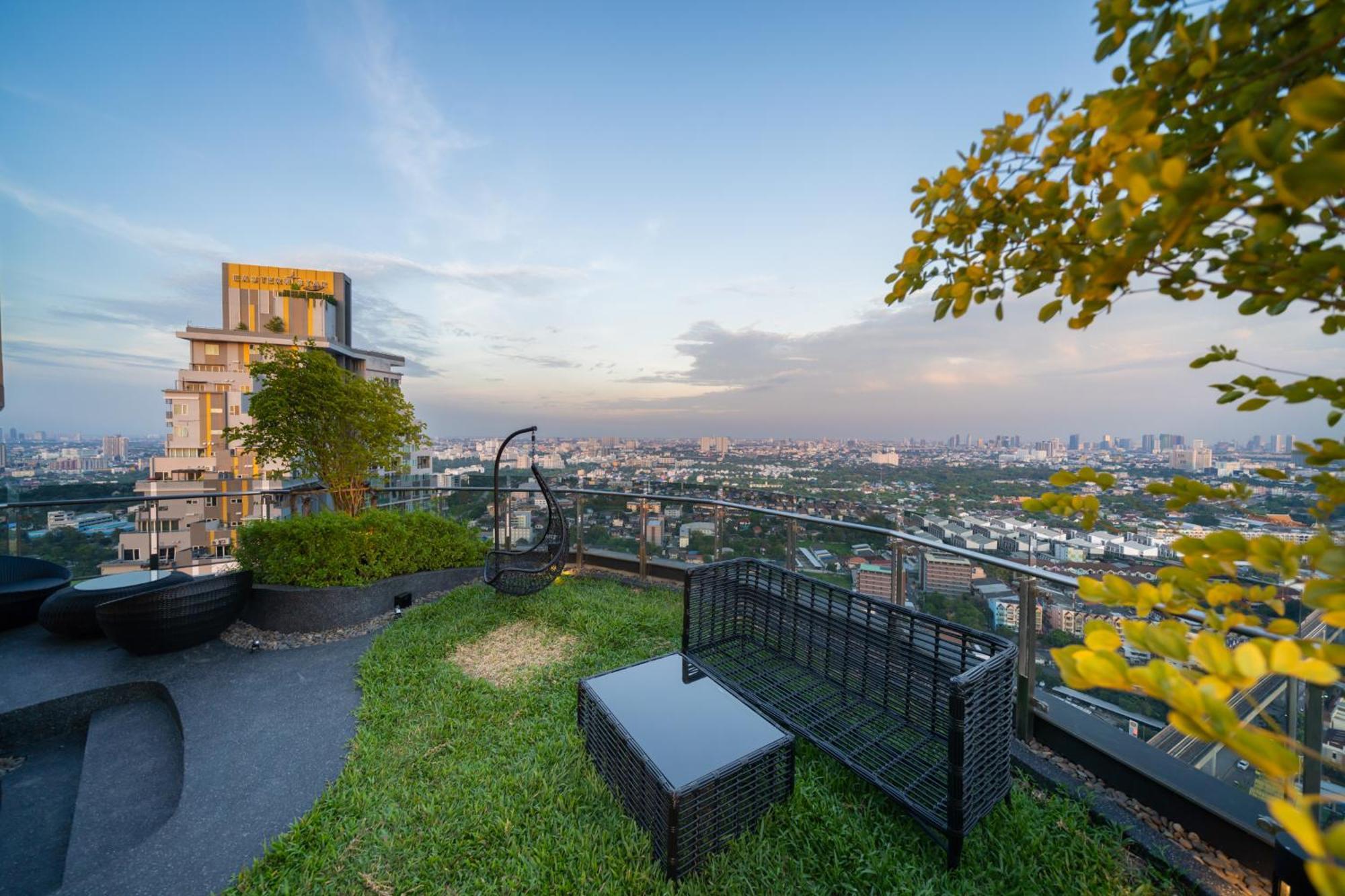 Oakwood Suites Tiwanon Bangkok 논타부리 외부 사진